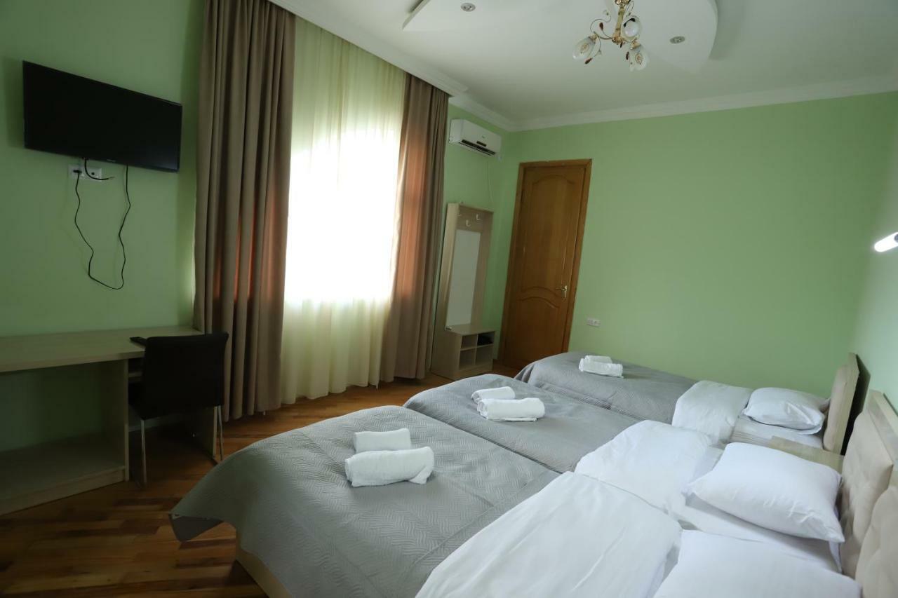 Hotel Hollywood Kutaisi Eksteriør bilde