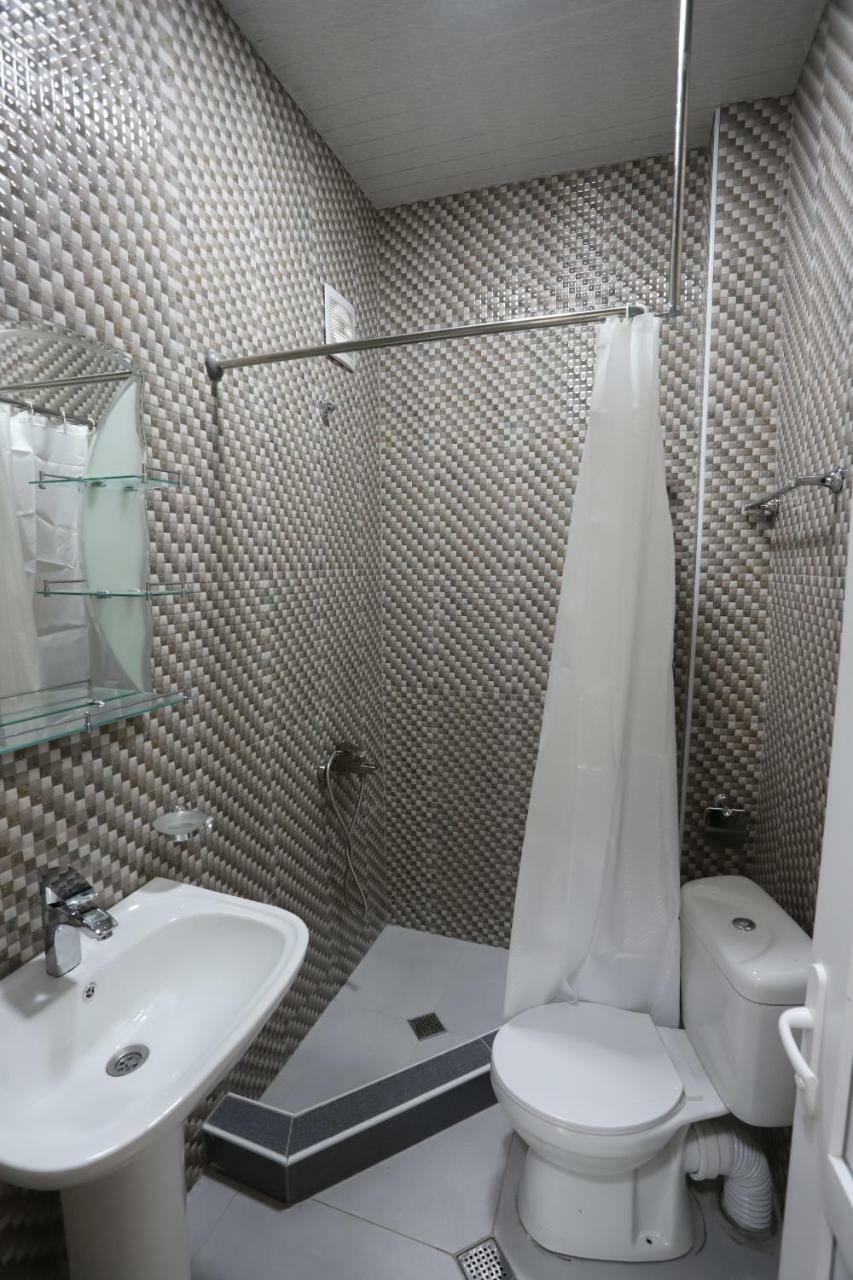 Hotel Hollywood Kutaisi Eksteriør bilde