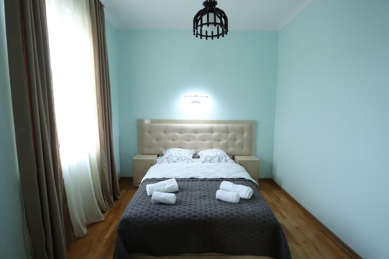 Hotel Hollywood Kutaisi Eksteriør bilde